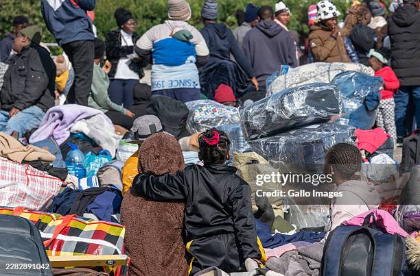 Zimbabwean children stranded with families and luggage during repatriation crisis in Cape Town
